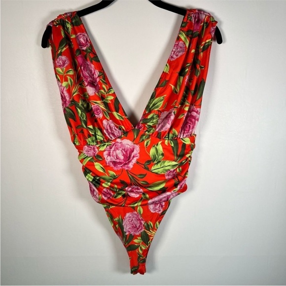 Zara Printed Draped V neck m Bottom Snap Closure red floral bodysuit NEW - Picture 4 of 5